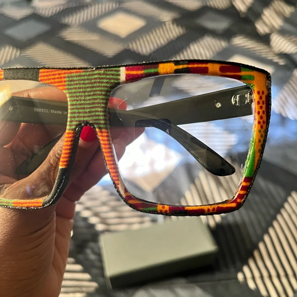 Kente cloth fashion glasses - Picture 5 of 5